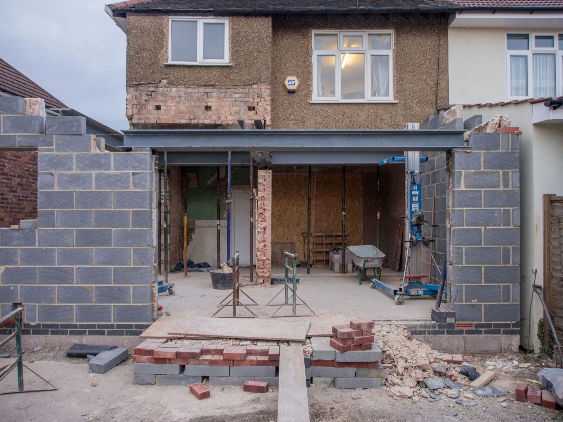 Structural Steelwork and Calculations
